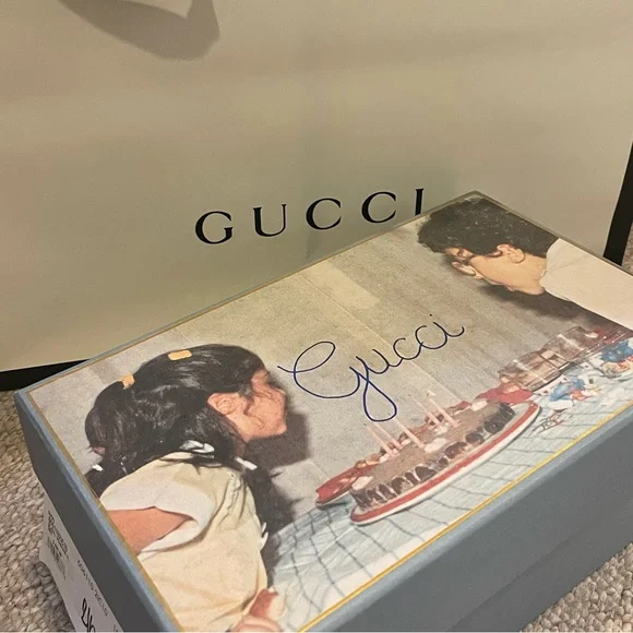 Authentic Gucci 1977 black/peach floral sneakers womens sz 39 - Picture 3 of 15